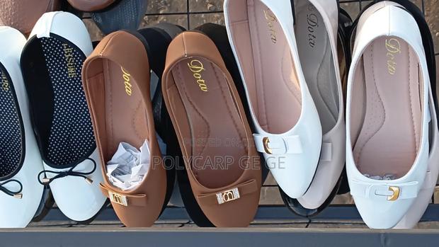 Ladies Shoes for Sale!