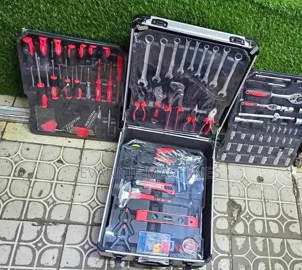 182pcs Professional Tool Set