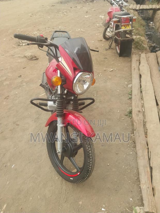 TVS HLX Plus ES 2026 Red - thumbnail 2