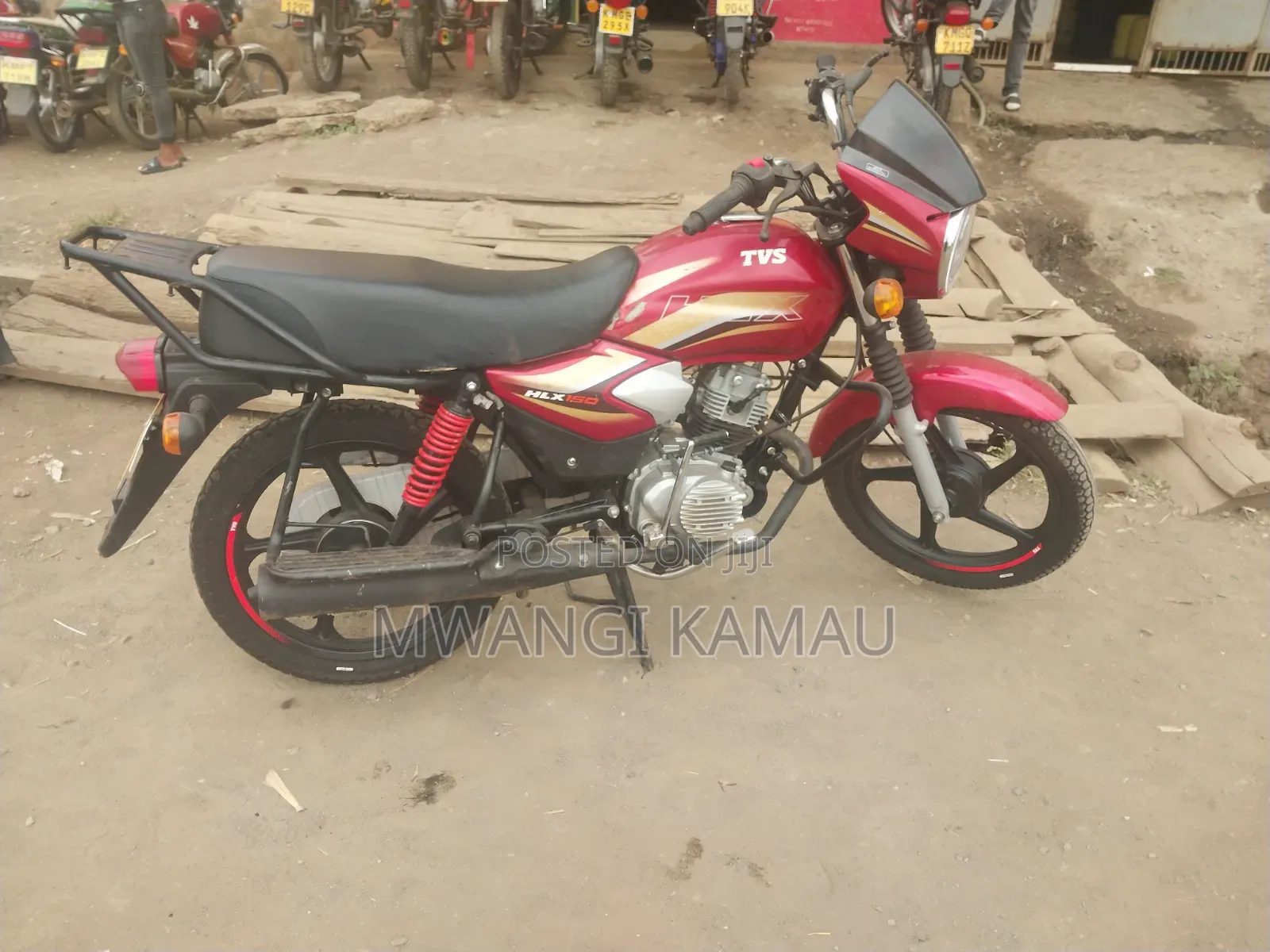 TVS HLX Plus ES 2026 Red