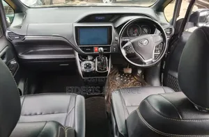 Toyota Esquire 2018 Black