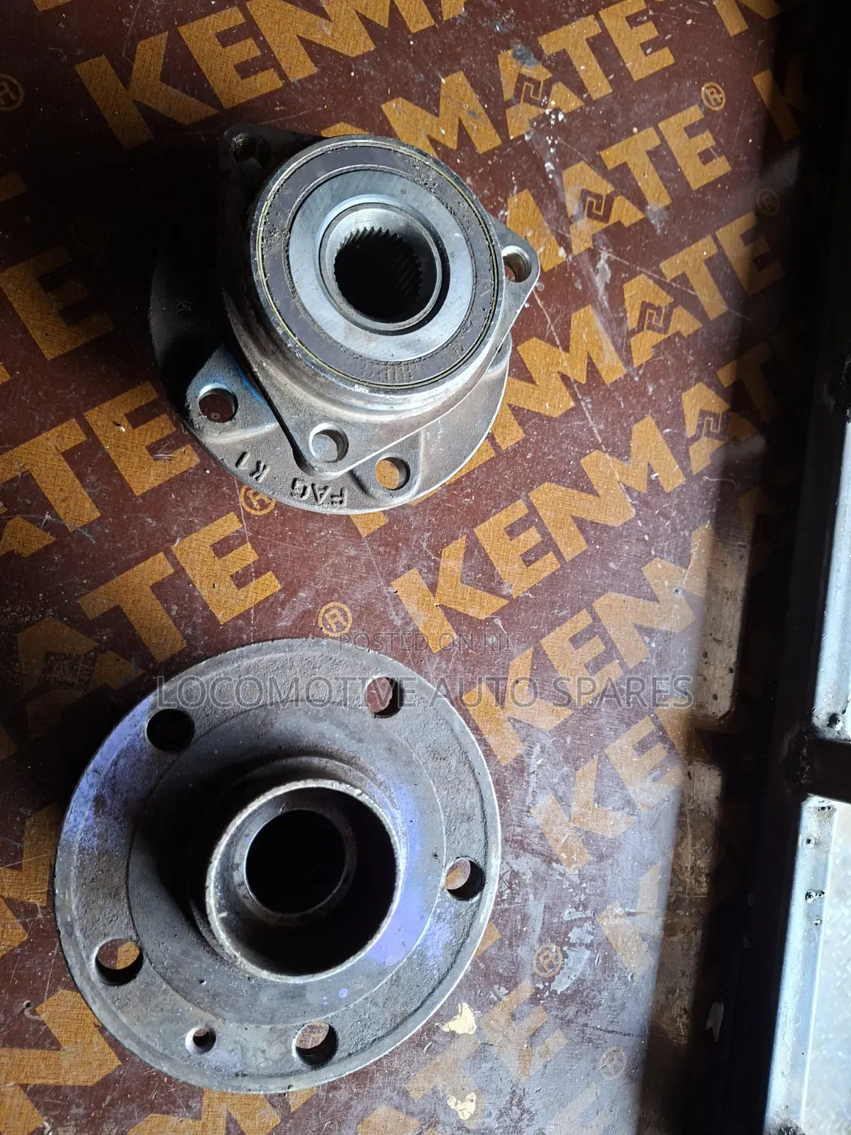 Fornt Hub Volkwagen Touran