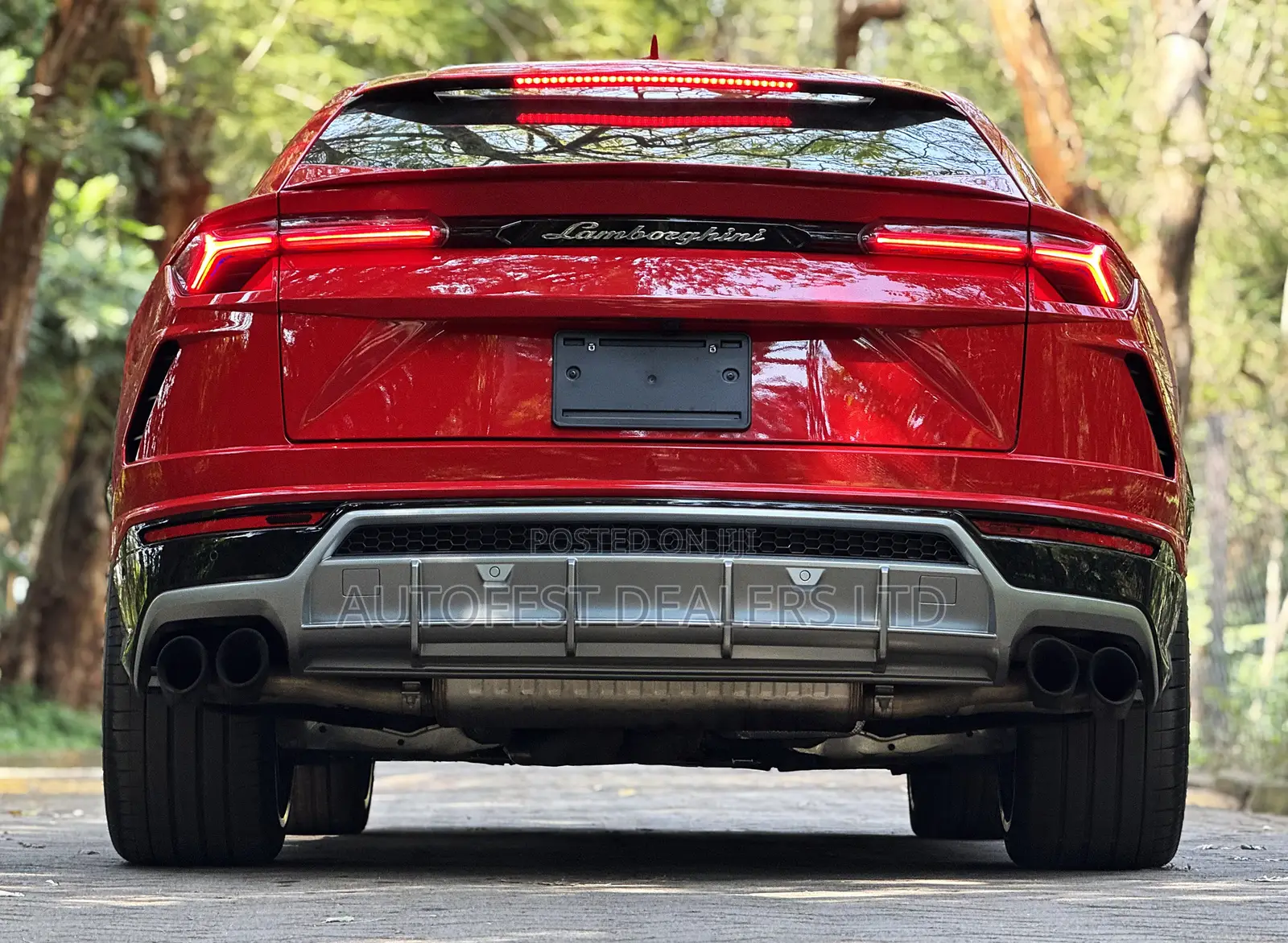 Lamborghini Urus Base 2019 Red