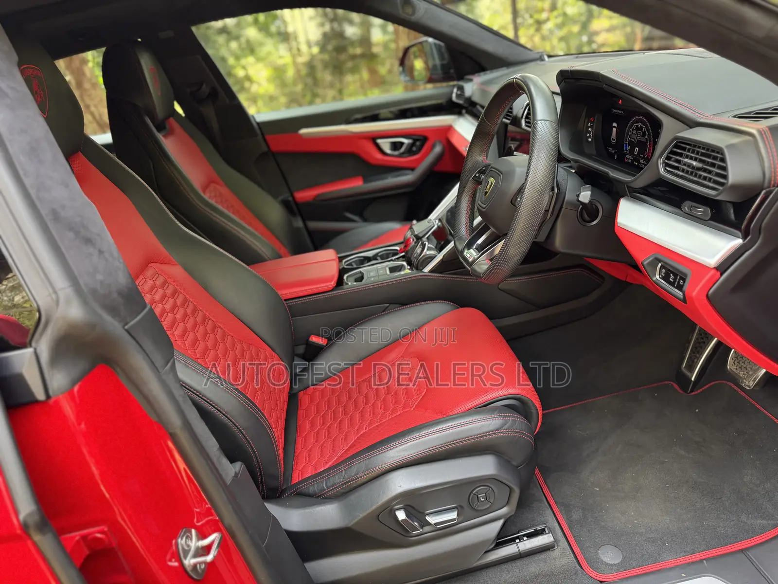 Lamborghini Urus Base 2019 Red
