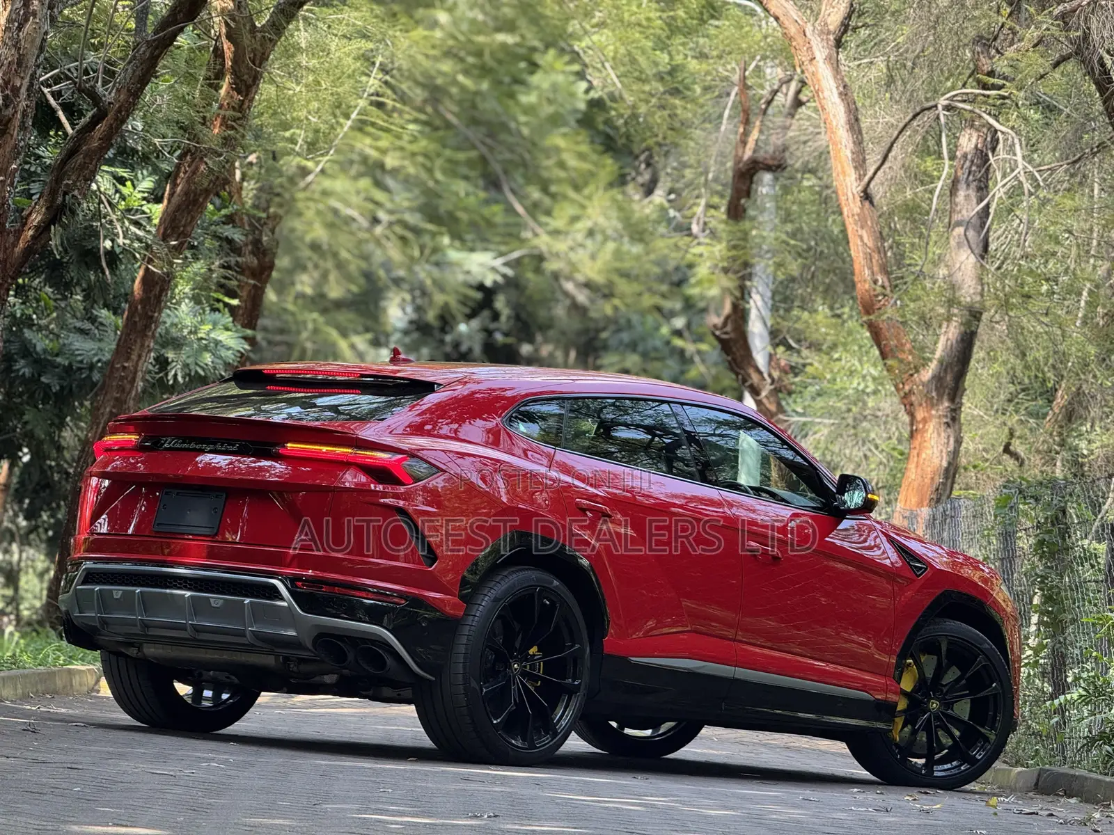 Lamborghini Urus Base 2019 Red