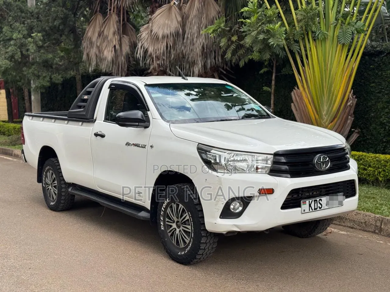 Toyota Hilux 2017 White