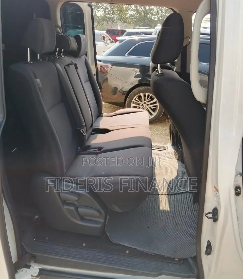 Toyota Voxy 2016 White