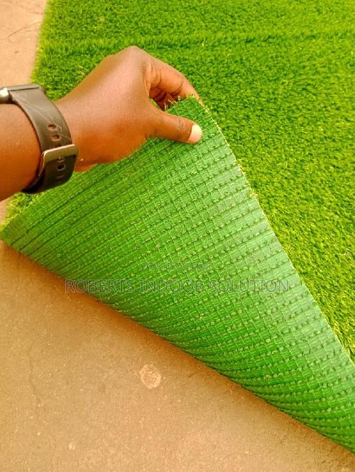 Grass Carpet With a Smooth Texture - thumbnail 2