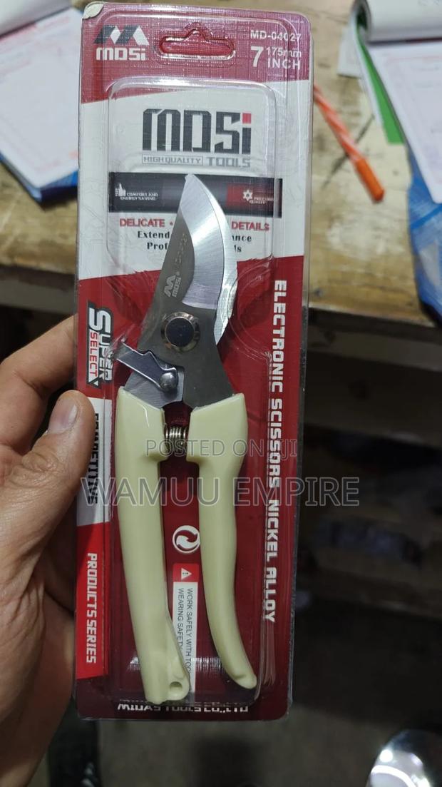 Gardening Bypass Pruning Shears
