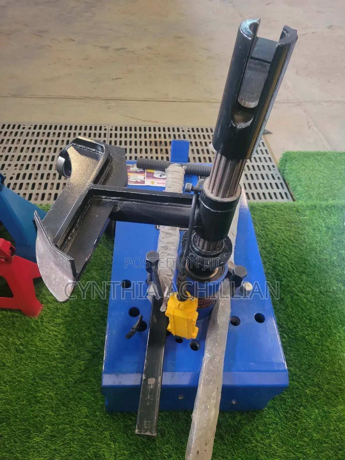 Electric Tyre Changer Machine