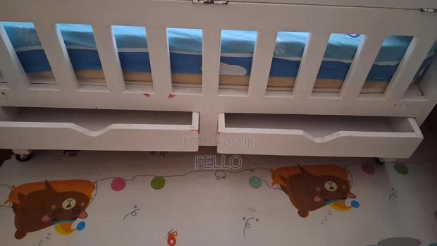 Convertible Baby Bed With Mattress - thumbnail 3