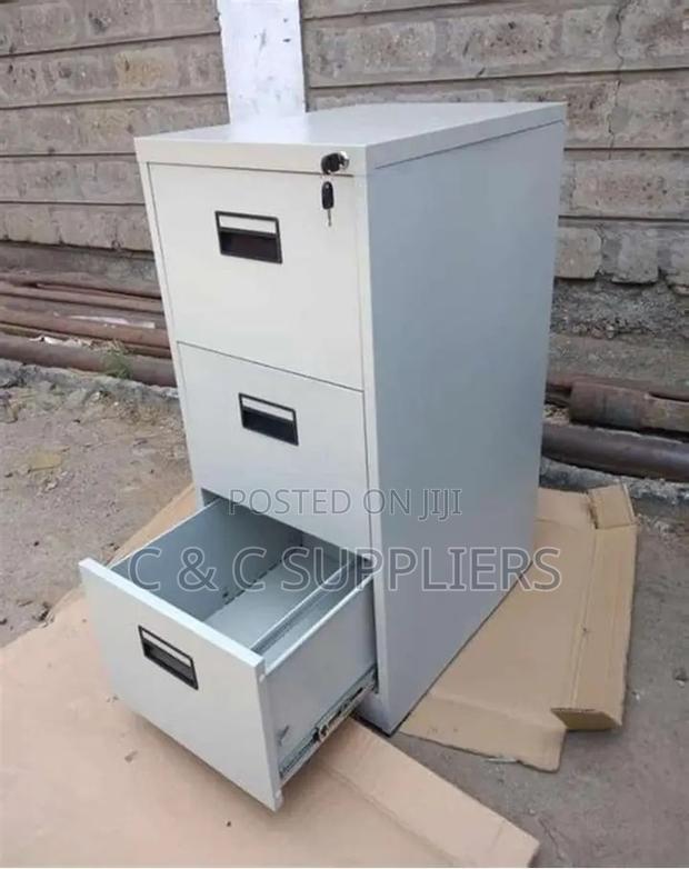 3-Drawer Metallic File Cabinet - thumbnail 4