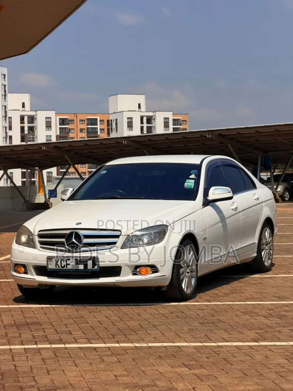 Mercedes-Benz C200 2009 White