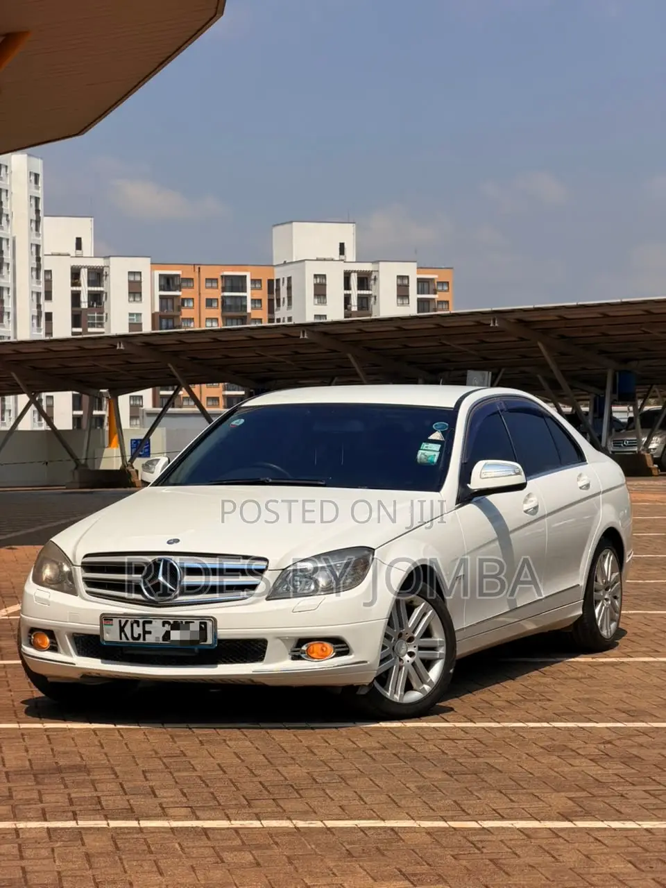 Mercedes-Benz C200 2009 White