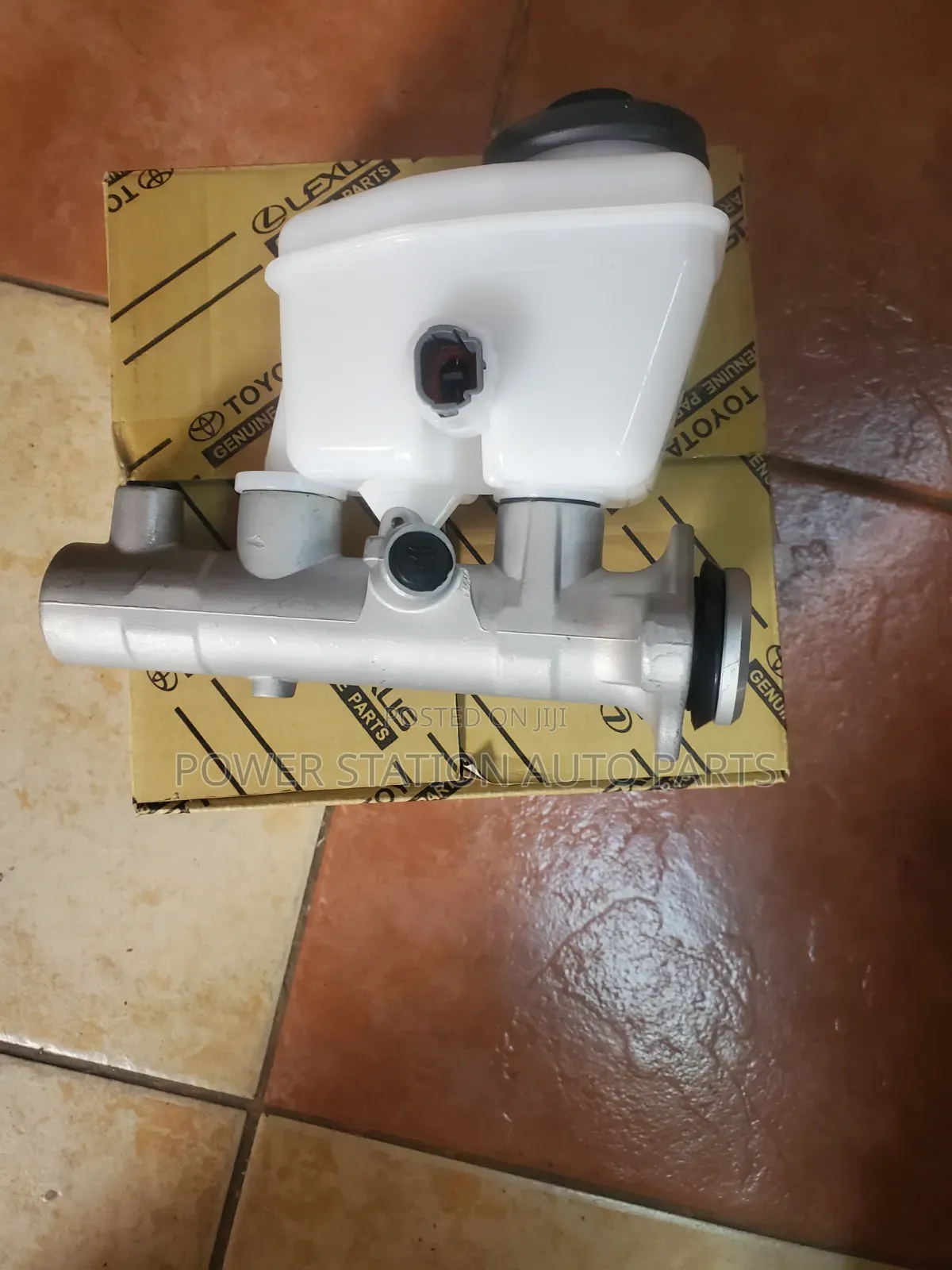 Toyota Landcruiser Brake Master Cylinder