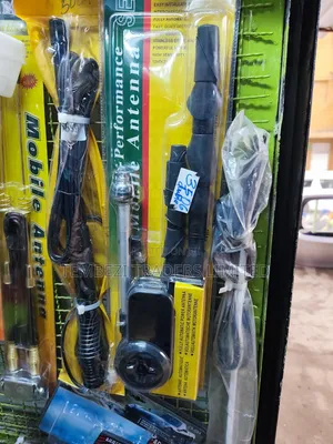 Automatic Car Antenna / Aerial With Fittings Available!