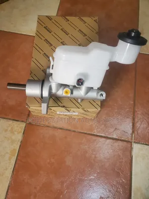 Toyota Hilux Brake Master Cylinder