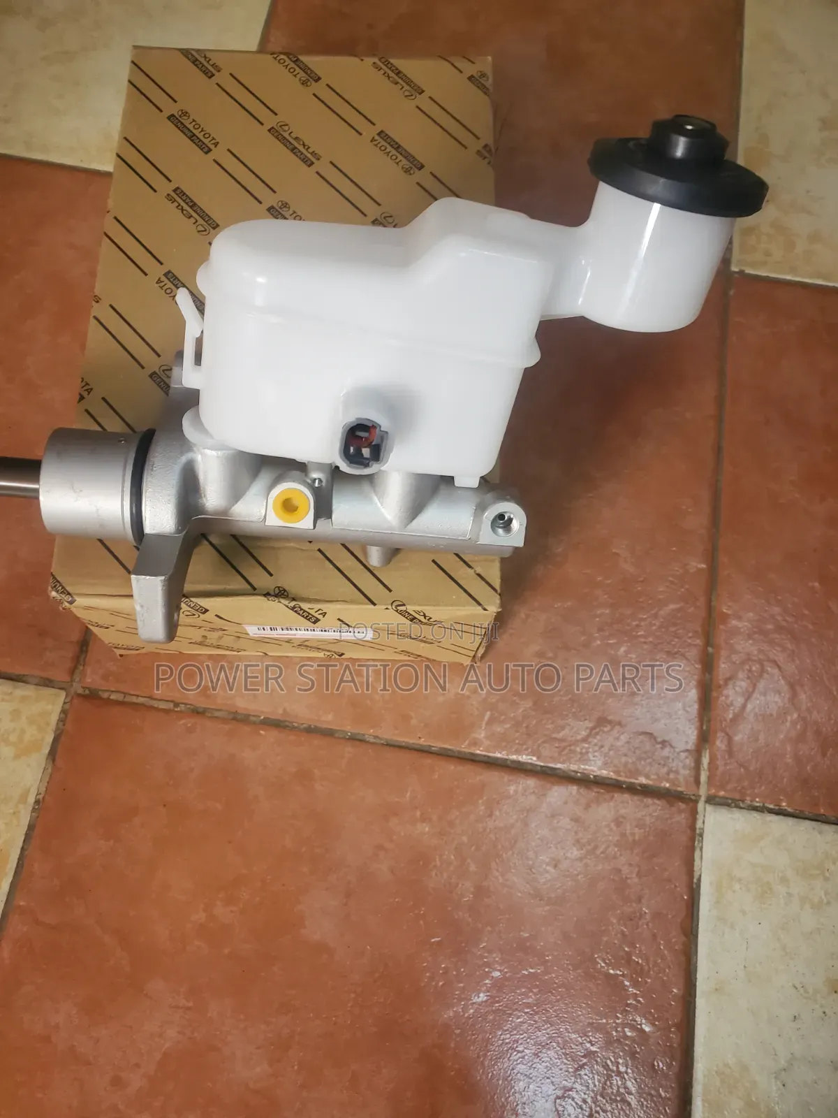 Toyota Hilux Brake Master Cylinder