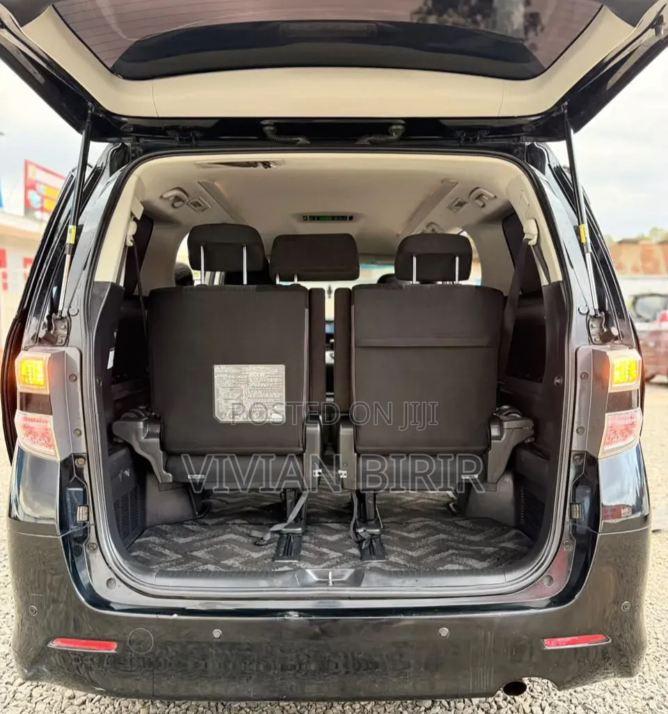 Toyota Vellfire 2014 Black