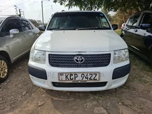Toyota Succeed 2012 Off white