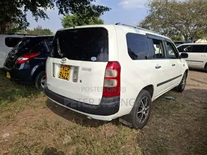 Toyota Succeed 2012 Off white