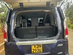 Nissan Serena 2016 Blue