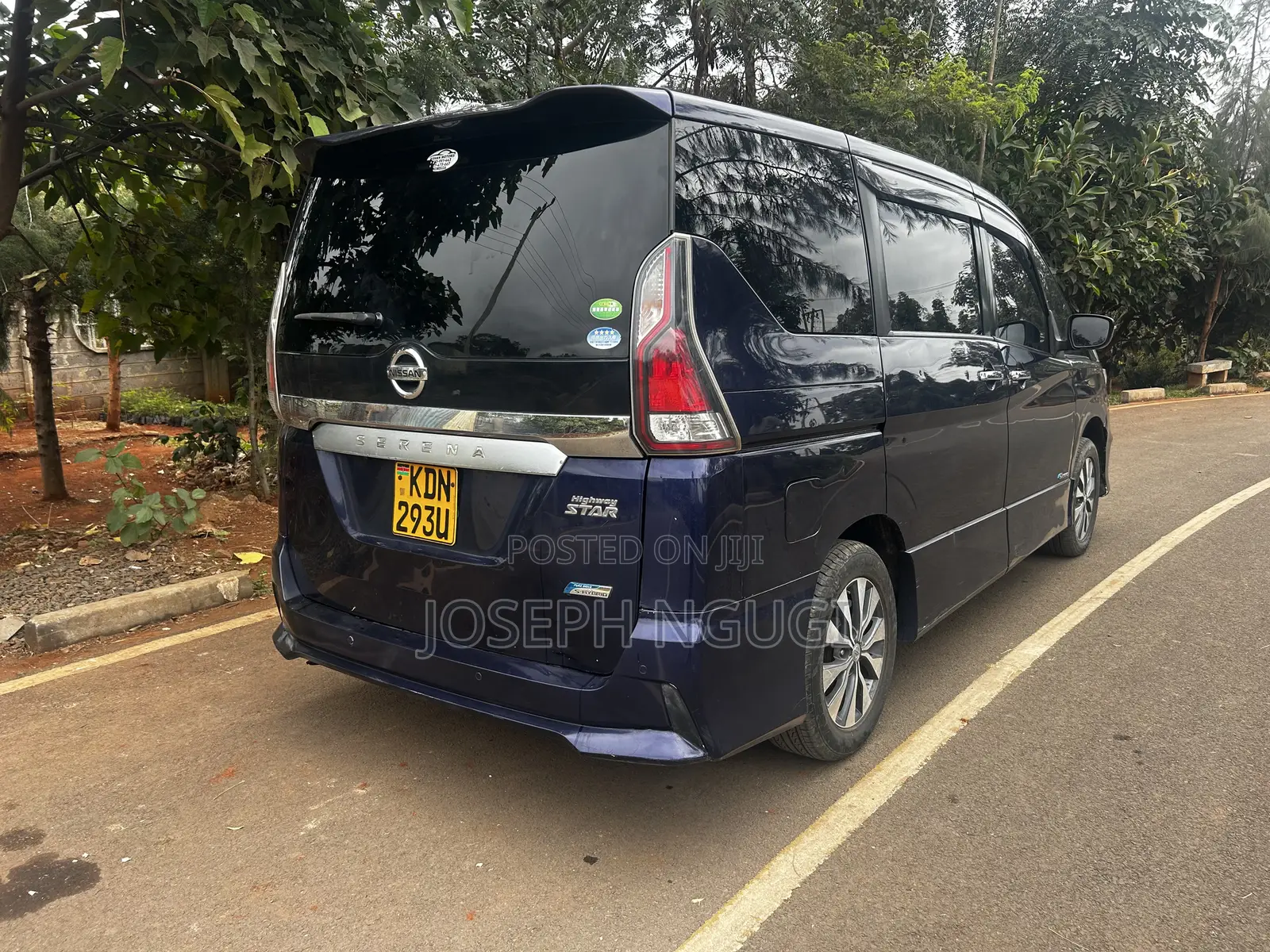 Nissan Serena 2016 Blue