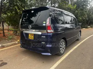 Nissan Serena 2016 Blue