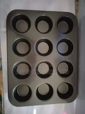 13 Holes Cake Mould