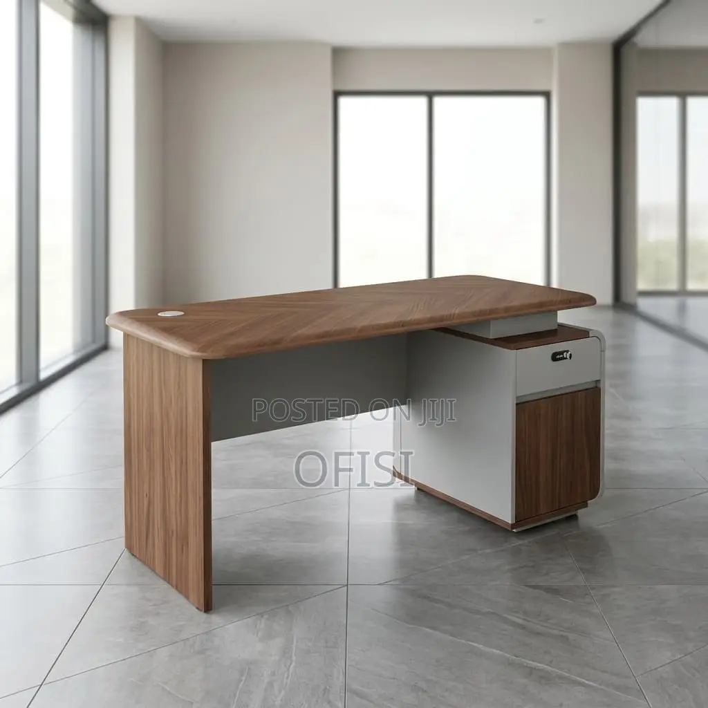 Office Desk; 140cm Wooden Executive Office Desk