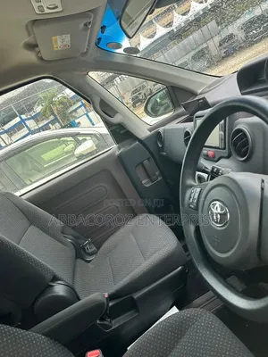 Toyota Spade 2019 Green