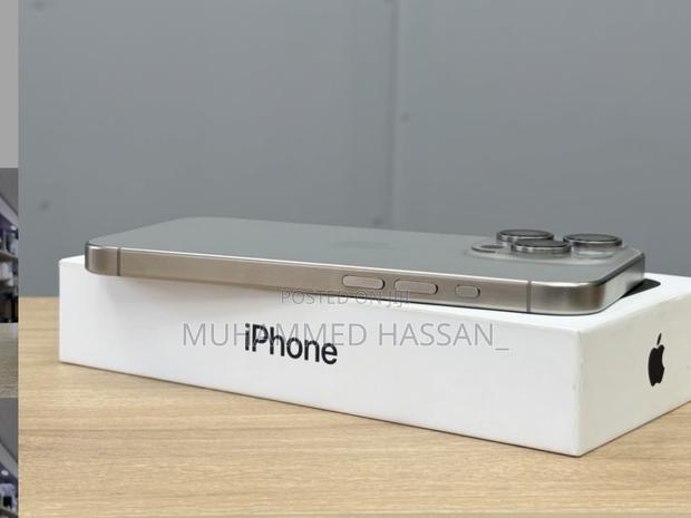 Apple iPhone 15 Pro 128 GB Gray - thumbnail 2