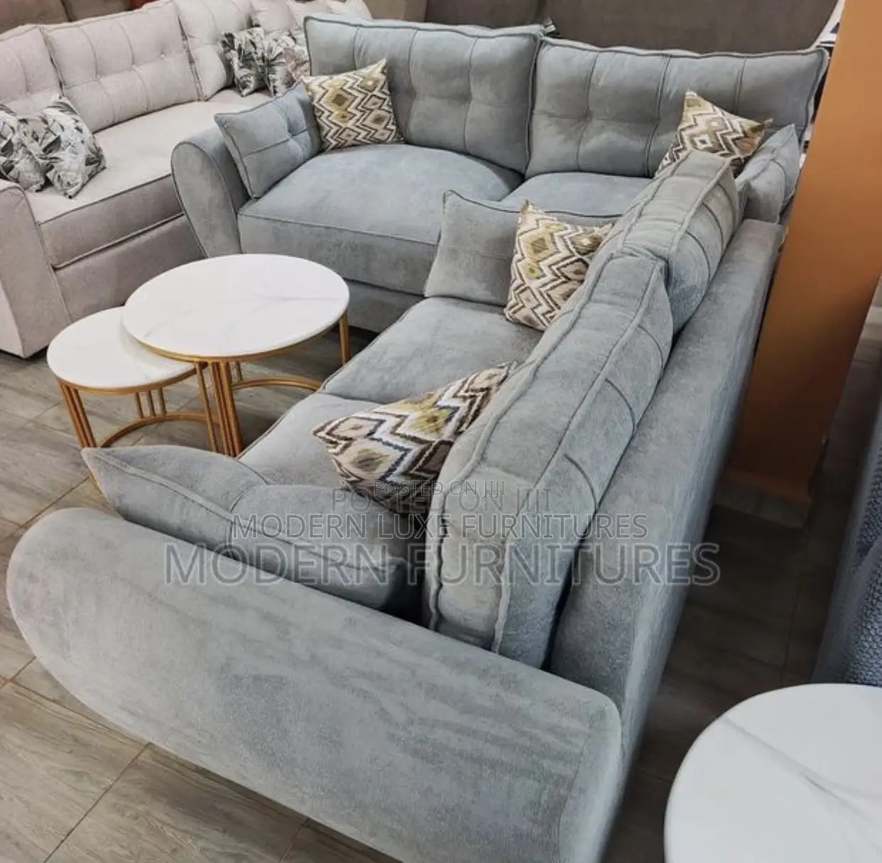 Modern Bold 5 Seater Sofa/5 Seater Sofa
