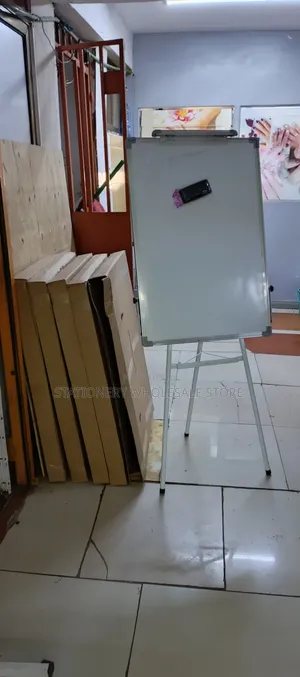 Brand New Whiteboard With Stand 3ftx2ft