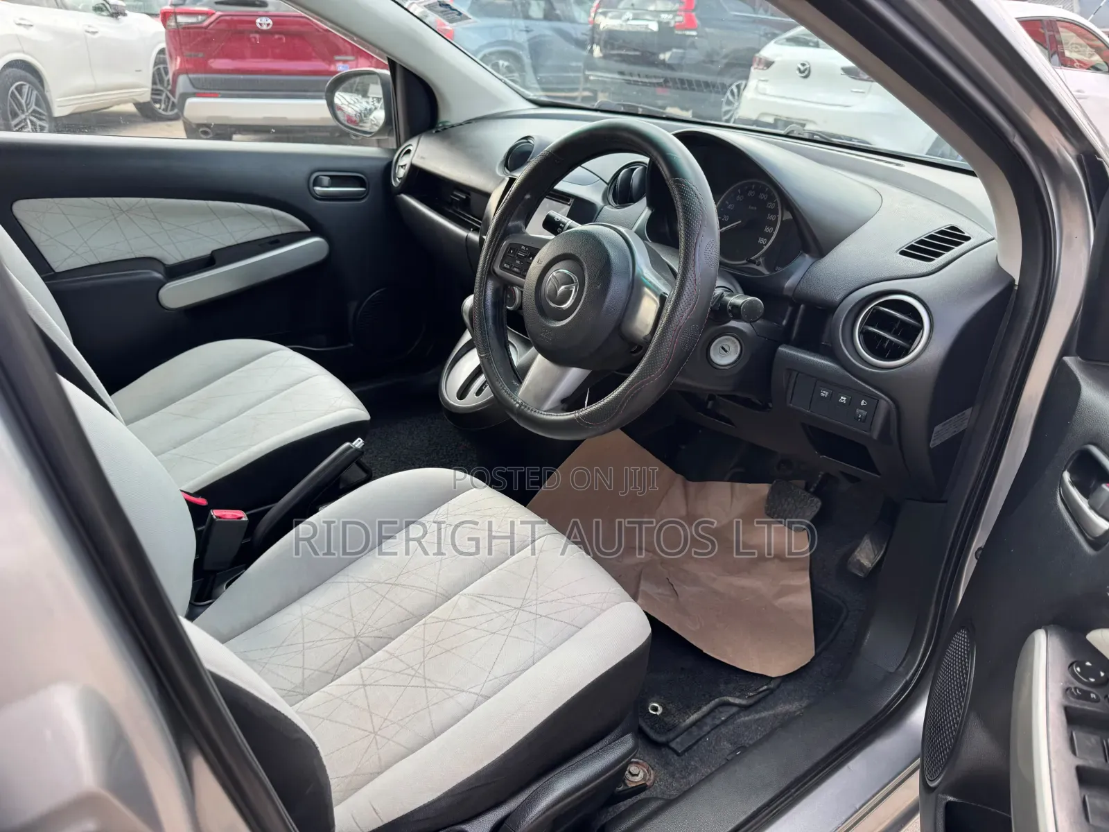 Mazda Demio 2011 Gray