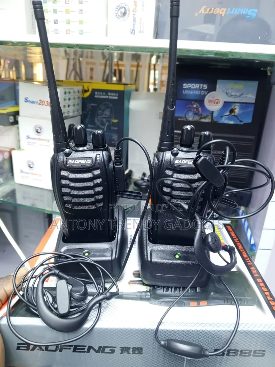 Baofeng BF-888S Portable Radio With Charger Flashlight