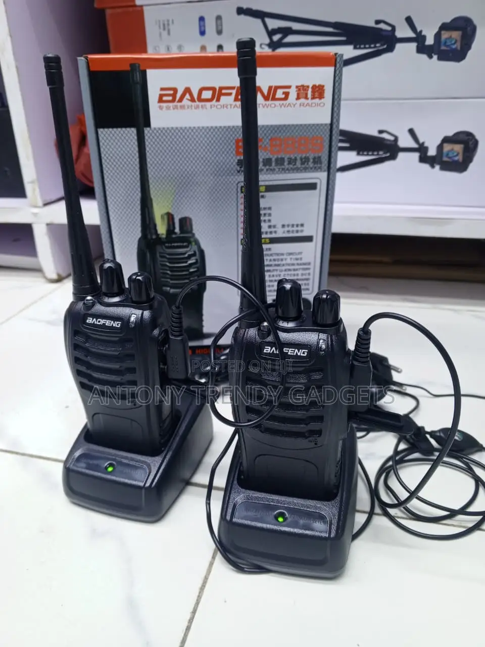 Baofeng BF-888S Portable Radio With Charger Flashlight