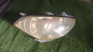 Toyota CALDINA 240 HEADLIGHTS