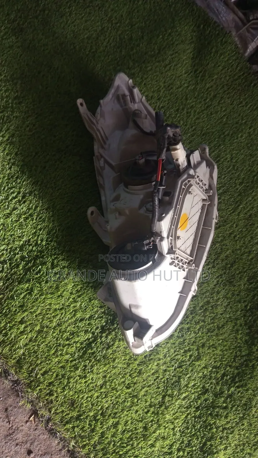 Toyota CALDINA 240 HEADLIGHTS