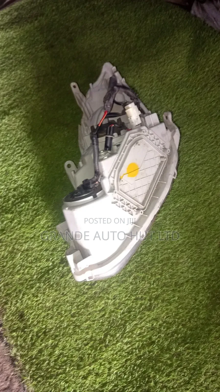 Toyota CALDINA 240 HEADLIGHTS