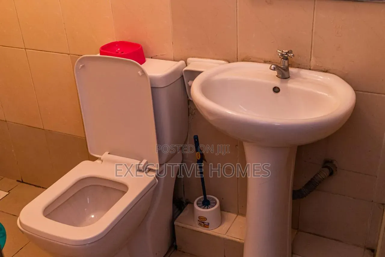 Air BNB South B Bedsitter KSH 2000
