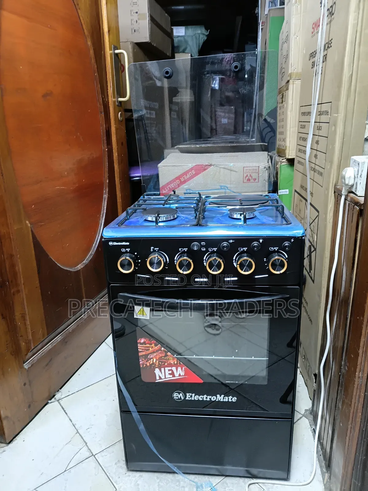 50x55 Electromate Standing Cooker – Durable Black Finish