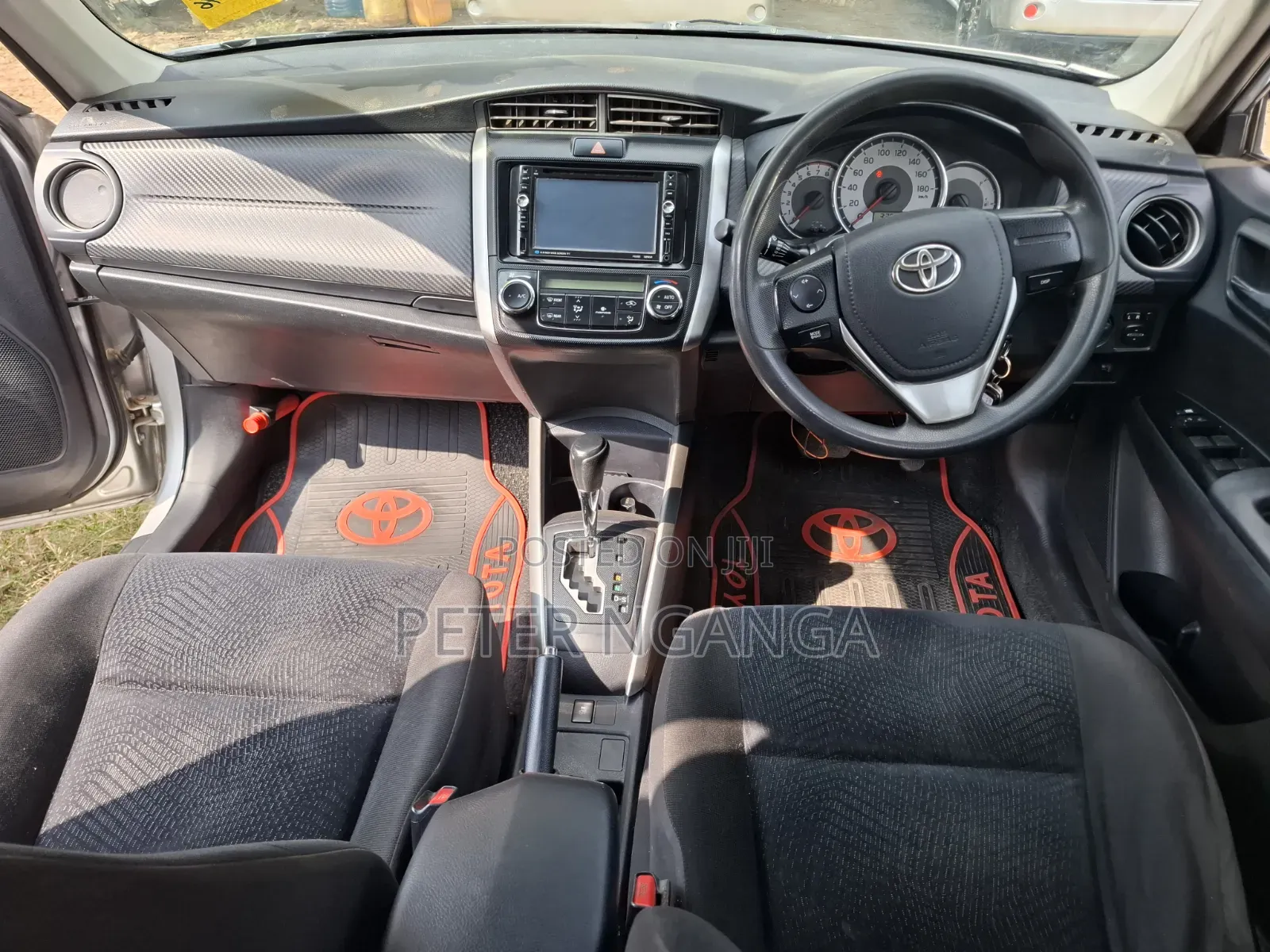 Toyota Corolla Fielder 2013 Silver