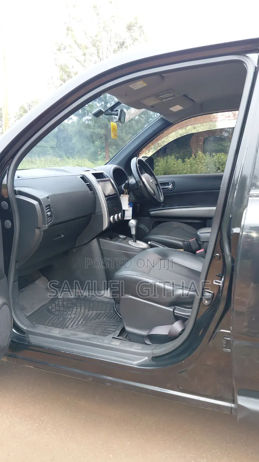 Nissan X-Trail 2012 Black