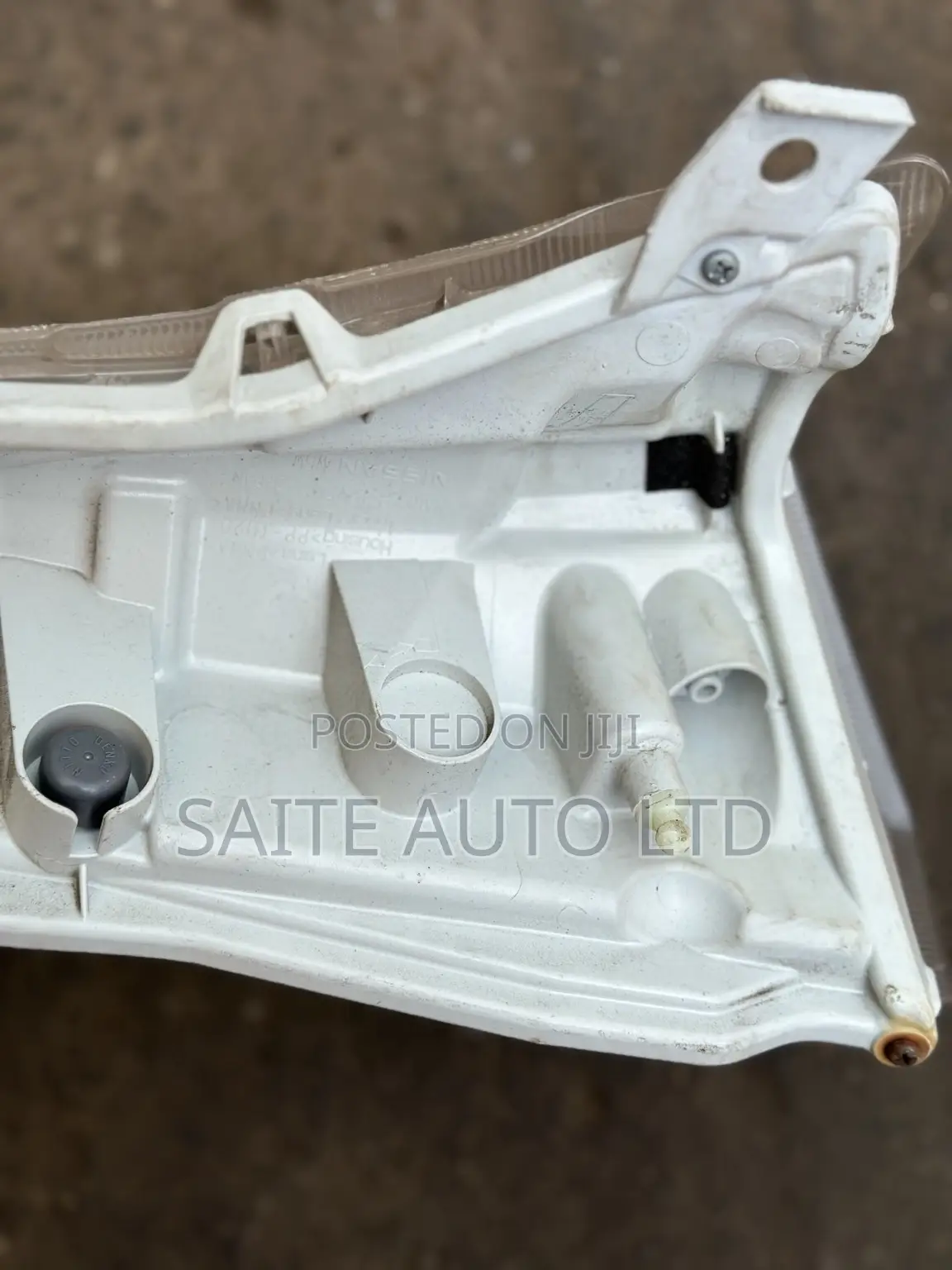 Nissan Leaf Corner Light