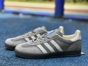 Adidas Gaezelle Indoor “Grey “ Sneakers