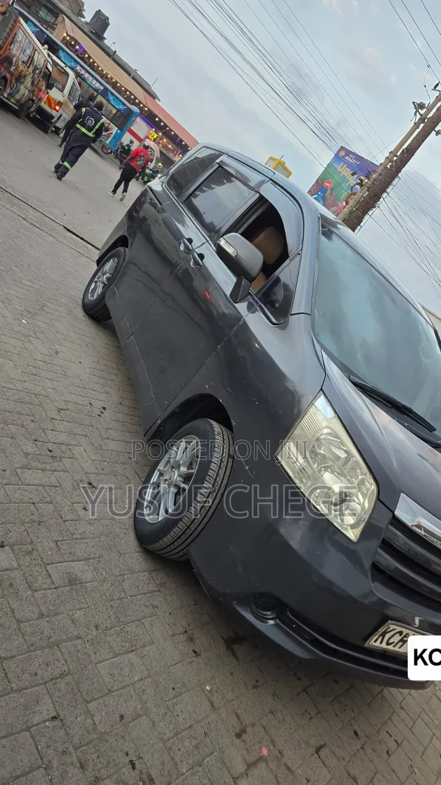 Toyota Noah 2010 Gray