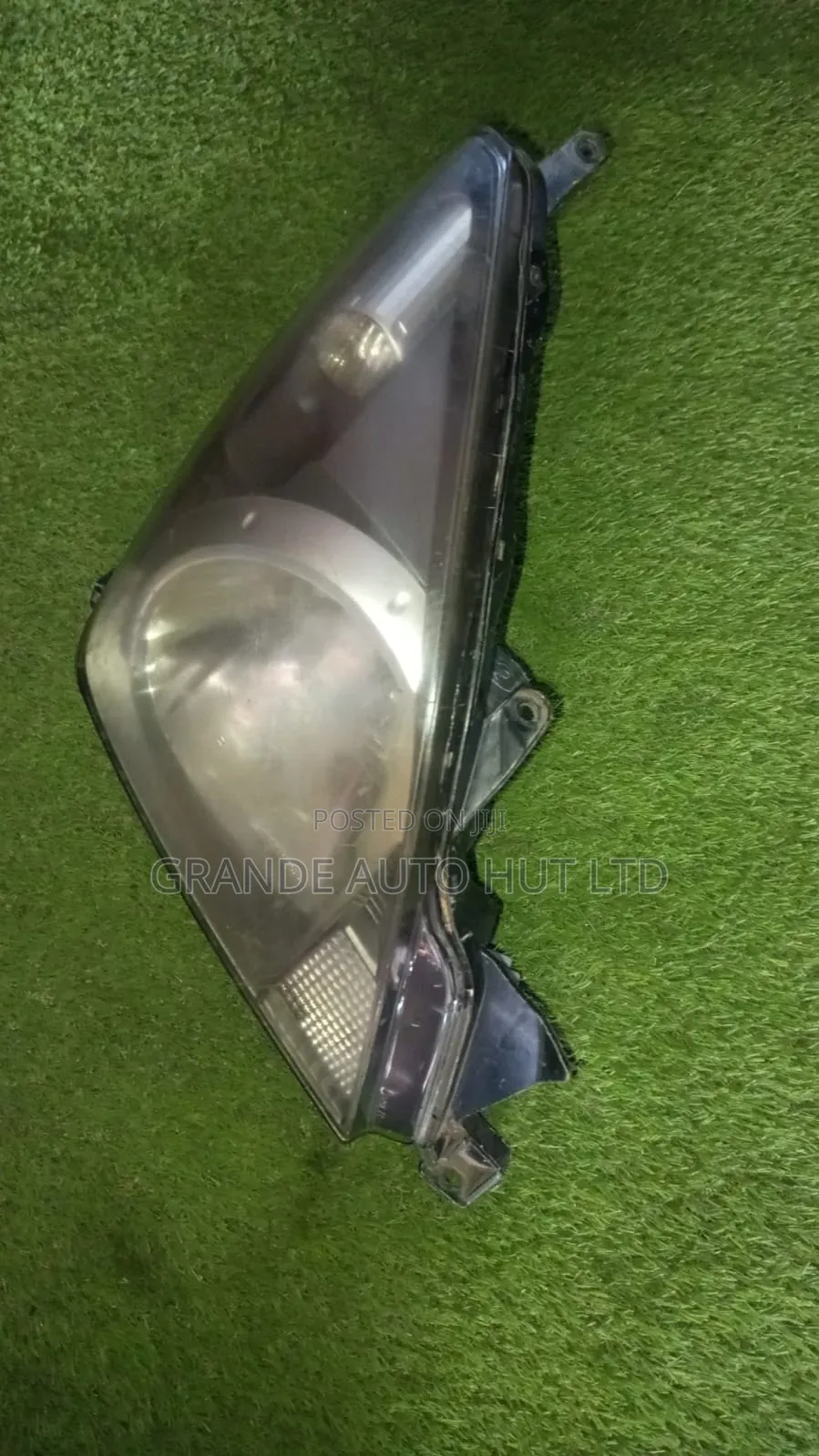 Toyota Opa Headlights