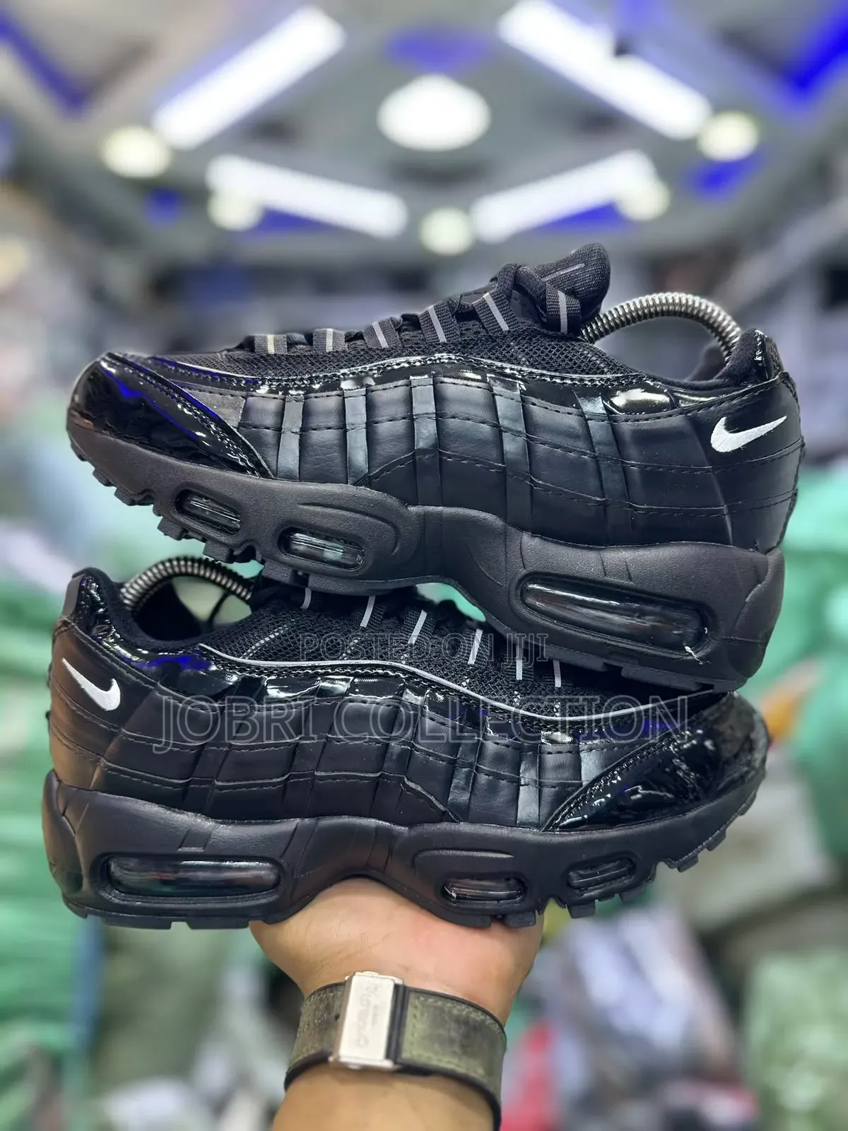 Nike Airmax 95 “Kim Kardashian“
Sneakers