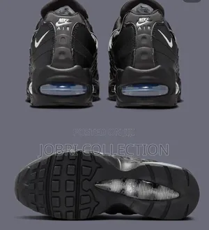 Nike Airmax 95 “Kim Kardashian“
Sneakers